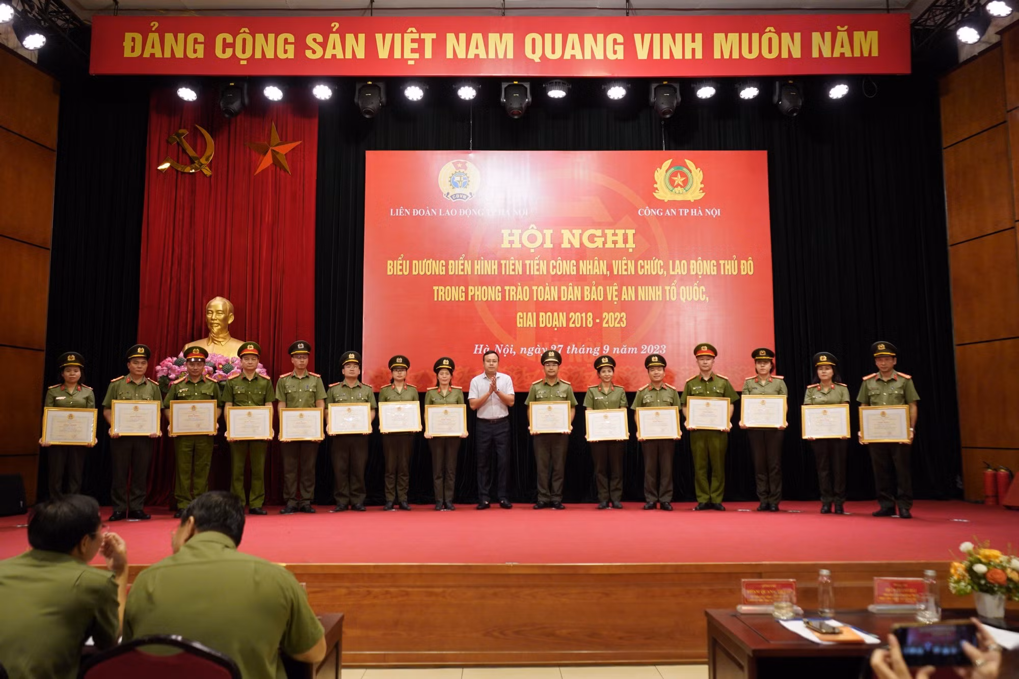 92 điển hình trong công nhân viên chức lao động và các cán bộ công đoàn, Công an được tôn vinh -0