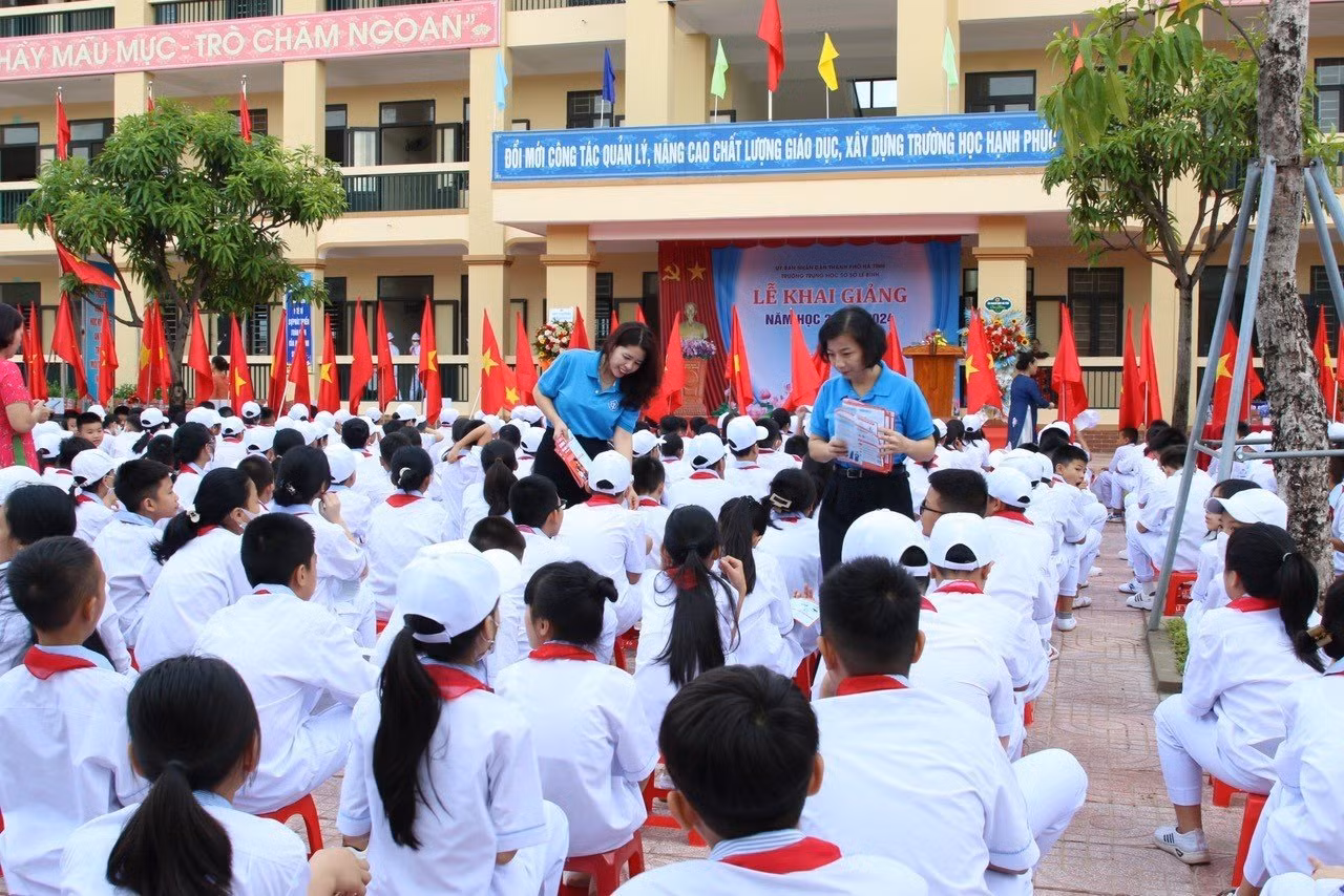 Chi hơn 5.300 tỷ đồng phí khám, chữa bệnh Bảo hiểm y tế cho học sinh, sinh viên -0