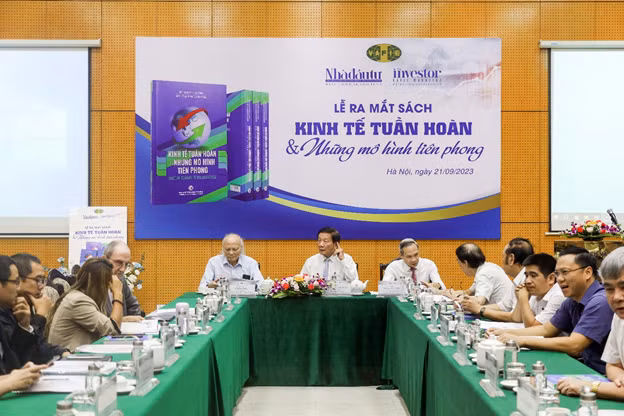 Sách “Kinh tế tuần hoàn và những mô hình tiên phong”: Tổng hợp nhiều công trình nghiên cứu thúc đẩy phát triển kinh tế tuần hoàn -0