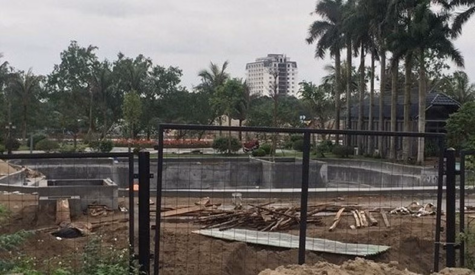 Hải Phòng chỉ đạo xử lý dứt điểm 39 vụ vi phạm về đê điều -0