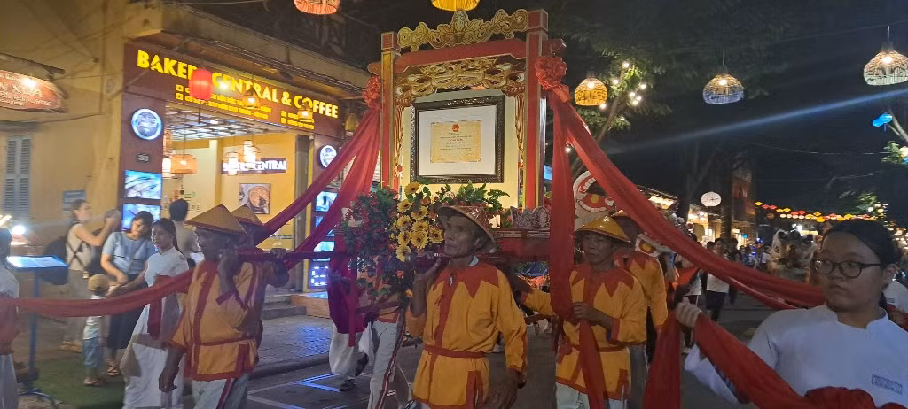 Hội An đón nhận danh hiệu Di sản văn hóa phi vật thể quốc gia Tết Trung thu -3