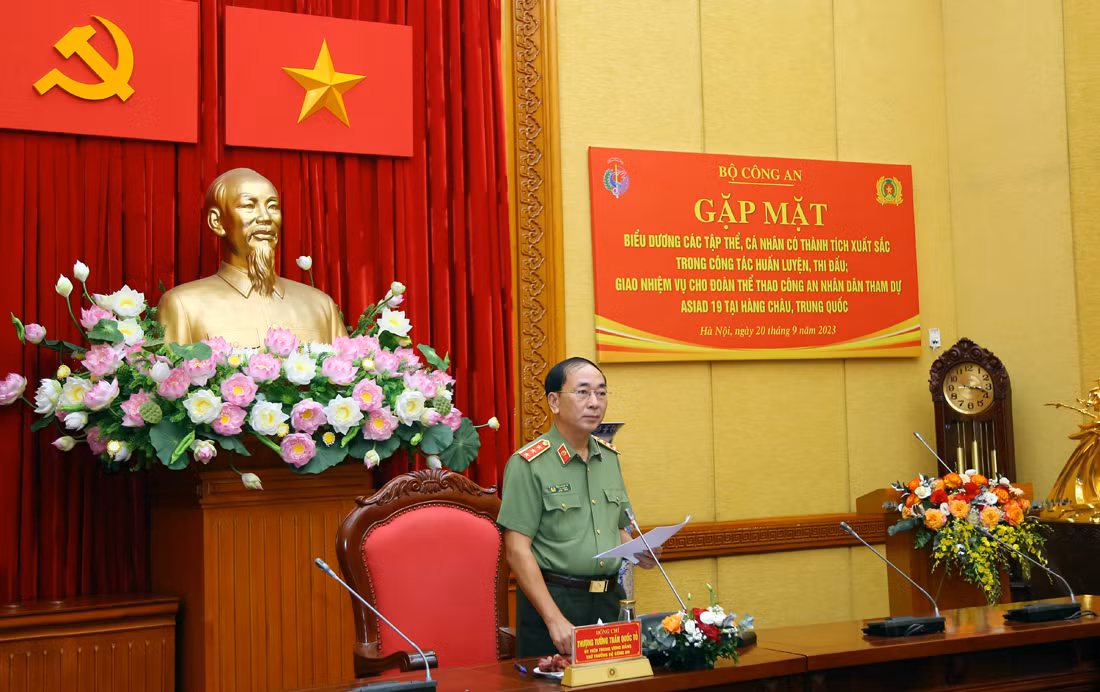 Biểu dương các tập thể, cá nhân có thành tích xuất sắc trong công tác huấn luyện, thi đấu -0