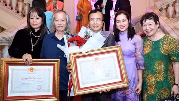 Hơn 100 tác giả Giải thưởng Hồ Chí Minh, Giải thưởng Nhà nước chưa nhận được tiền thưởng?