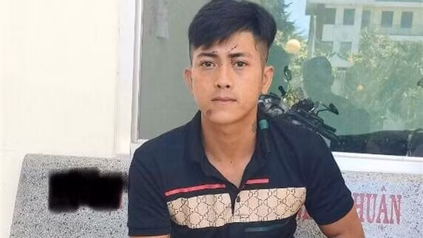 Giải quyết mâu thuẫn bằng dao