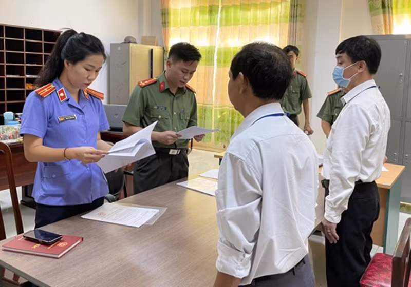 Truy tố nguyên Giám đốc Sở Nông nghiệp và Phát triển nông thôn Bà Rịa - Vũng Tàu -0