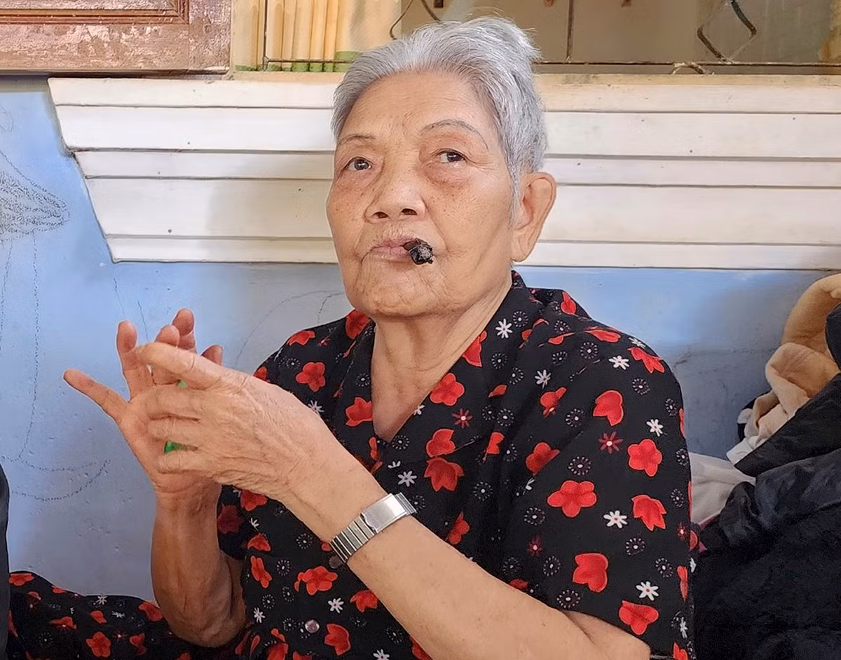 Gia đình người Pa Cô có 3 anh hùng -0