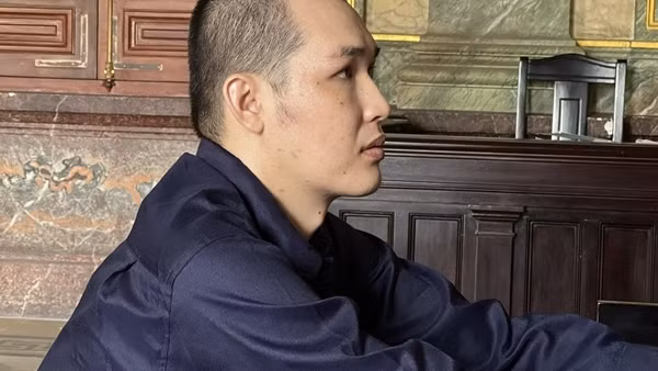 “Găm” nỗi hận, nhân viên bảo vệ mang dao bấm đi đoạt mạng quản lý quán cà phê