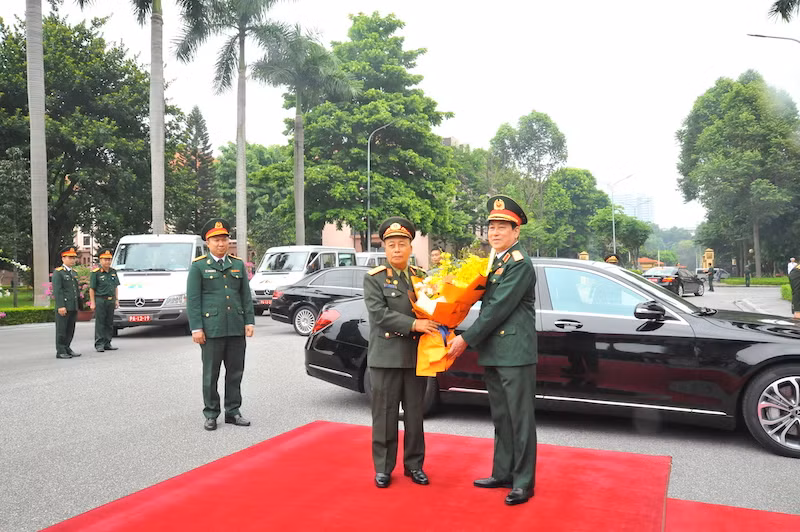 Đại tướng Lương Cường chủ trì lễ đón Chủ nhiệm Tổng cục Chính trị Quân đội nhân dân Lào -0