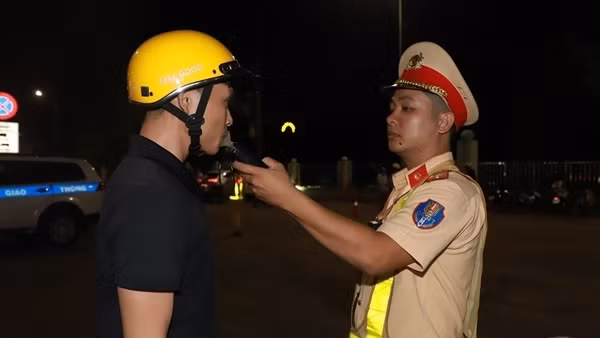 Bắc Giang: Xử lý gần 70 lái xe vi phạm nồng độ cồn trong một buổi tối