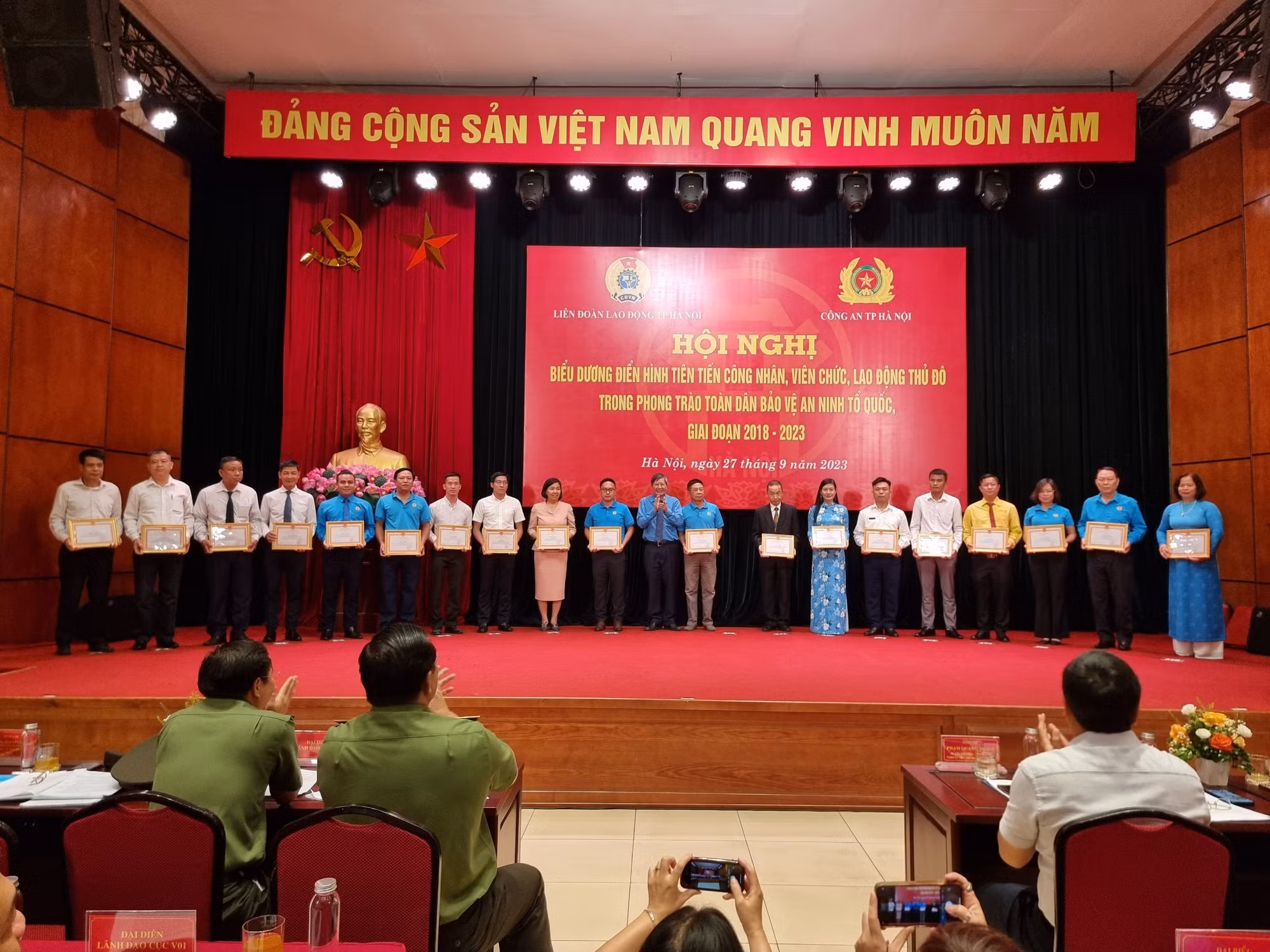 92 điển hình trong công nhân viên chức lao động và các cán bộ công đoàn, Công an được tôn vinh -0