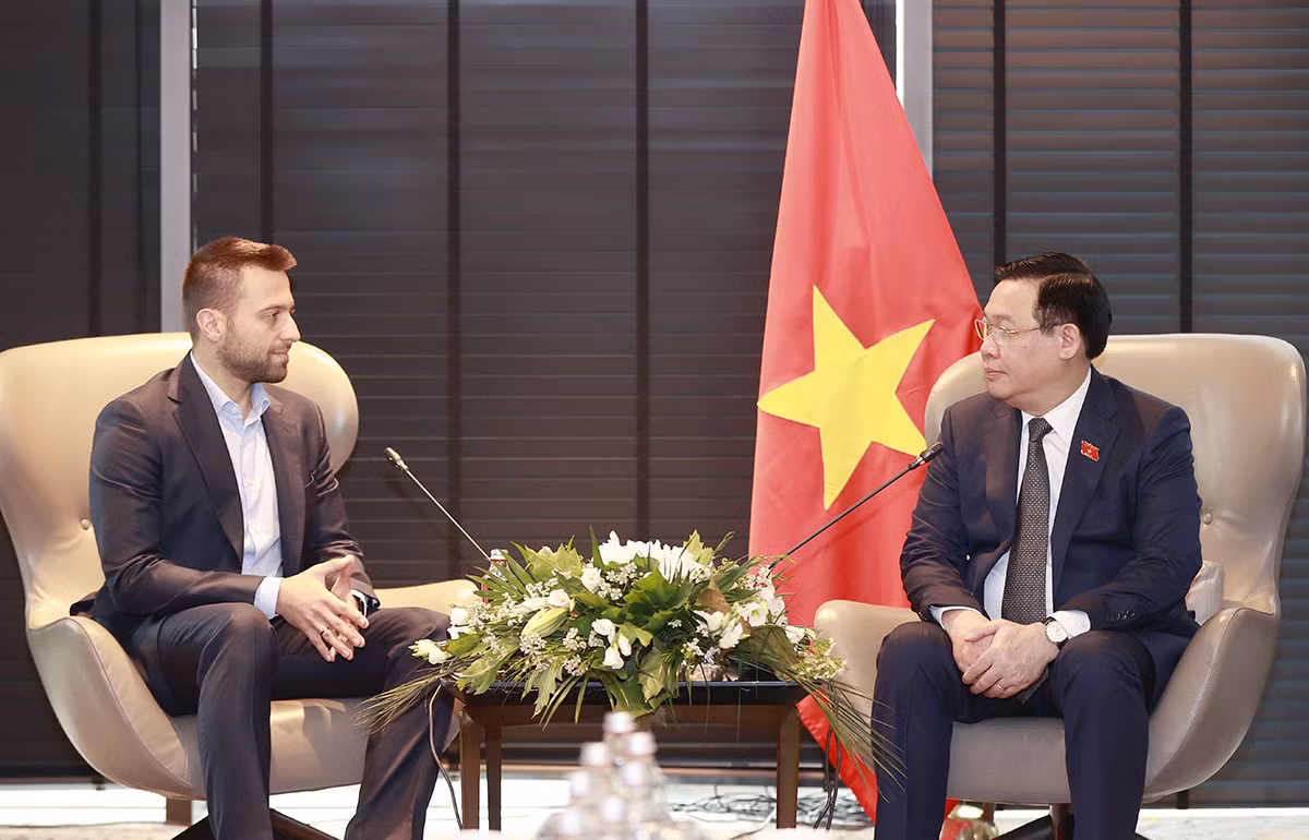 Chủ tịch Quốc hội tiếp lãnh đạo tập đoàn kinh tế Bulgaria, Đan Mạch -0