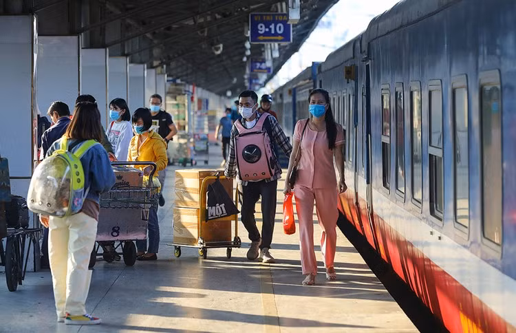 Từ 1/10: Giảm giá tới 20% khi đặt vé tàu xa ngày khởi hành -0