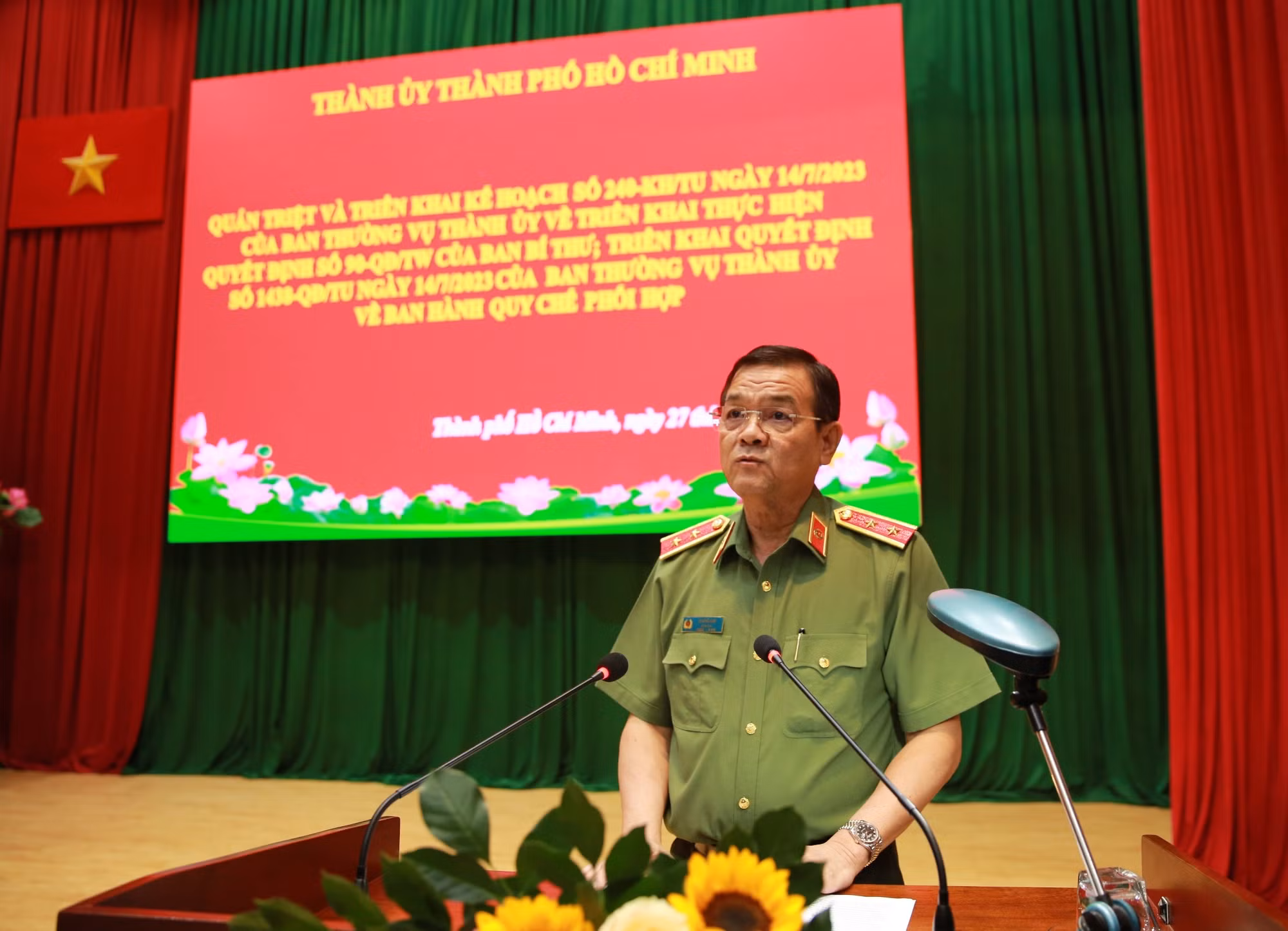 Xây dựng Công an TP Hồ Chí Minh thật sự trong sạch, vững mạnh, chính quy, tinh nhuệ, hiện đại -0