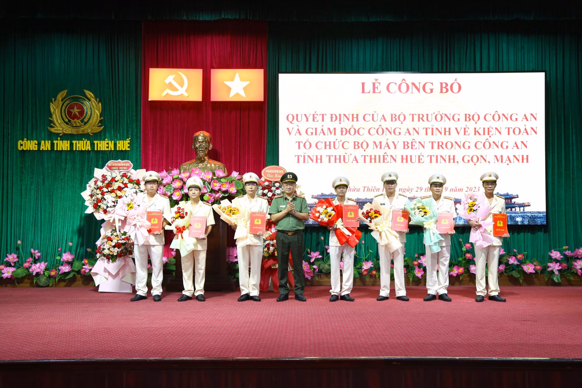 Công an Thừa Thiên Huế hoàn thành kiện toàn bộ máy theo Đề án của Bộ Công an -0