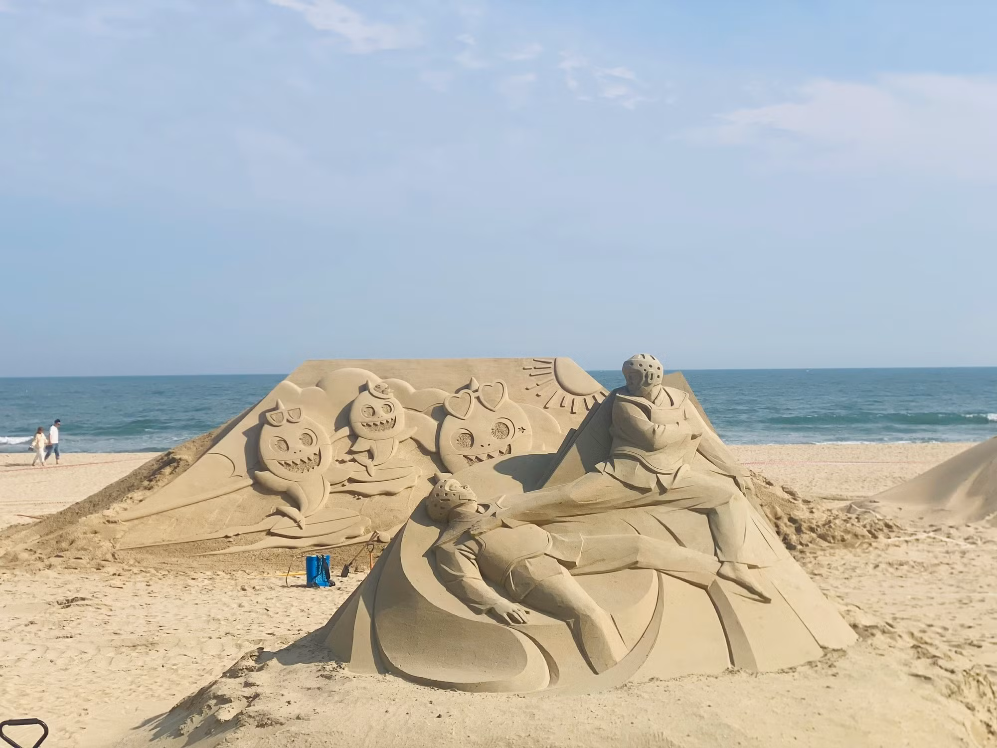 Những tượng cát độc đáo trên bãi biển Busan -0