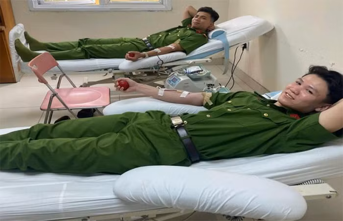 Công an TP Huế lan tỏa những việc làm, nghĩa cử cao đẹp -0