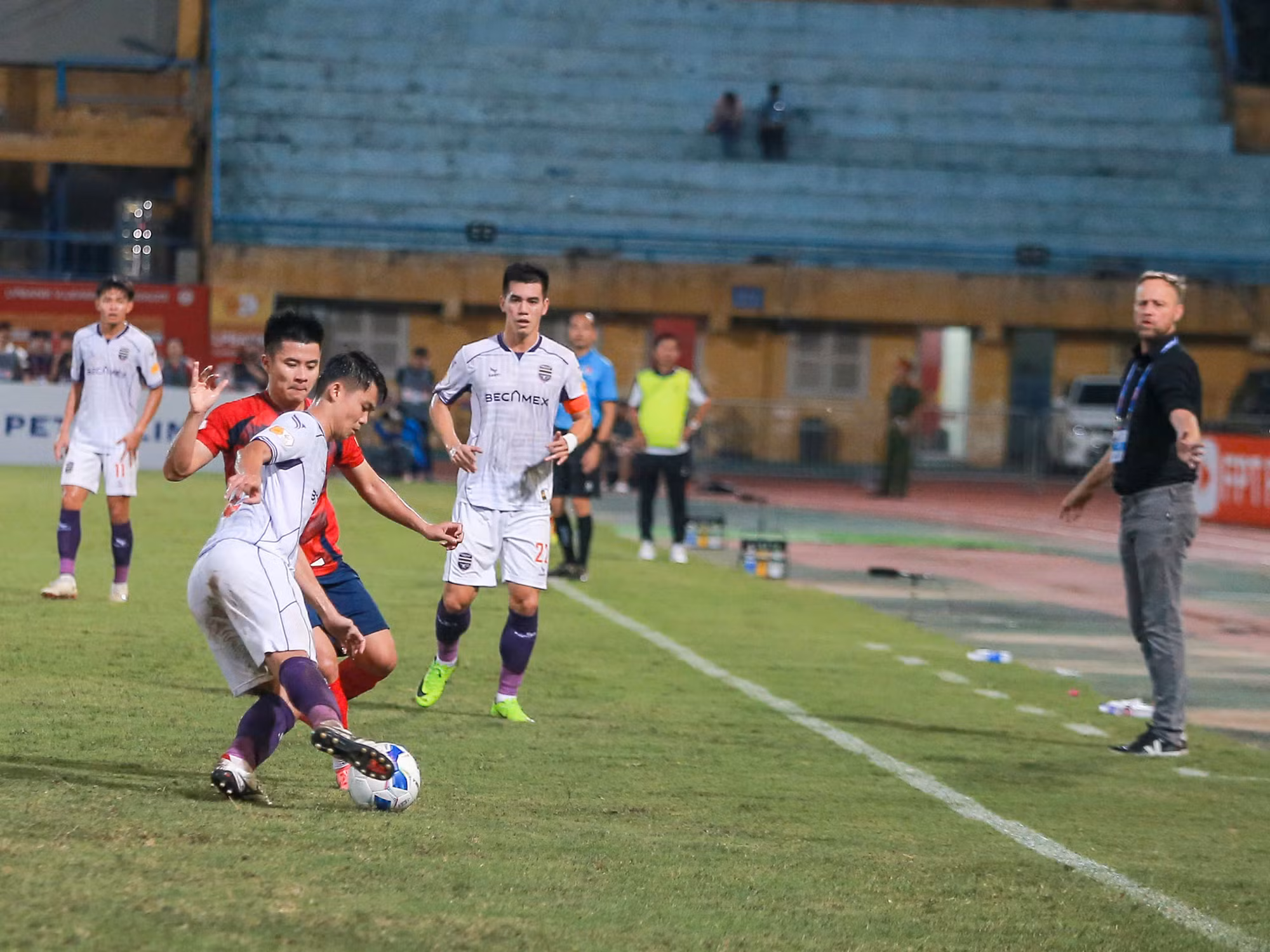 CLB Bóng đá&nbsp;Công an Hà Nội có chiến thắng đầu tiên tại V.league 2024-2025 -0