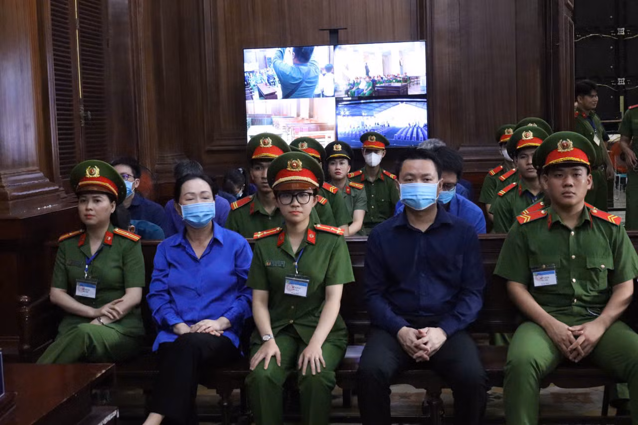 Bị cáo Trương Mỹ Lan xin gỡ kê biên nhiều tài sản đển bán lấy tiền khắc phục hậu quả cho trái chủ -0