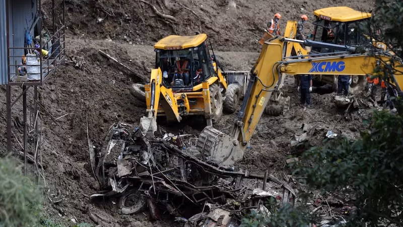 Hơn 150 người chết vì mưa lũ bất thường, Nepal đóng cửa toàn bộ trường học -1