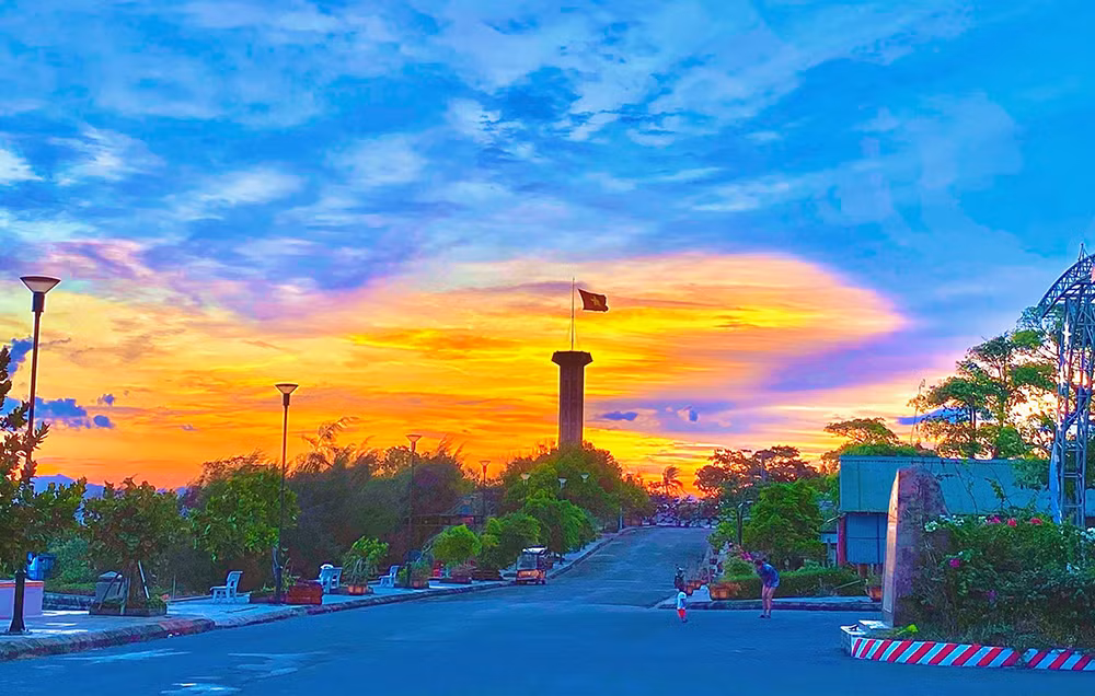 Trên hòn đảo tiền tiêu -0