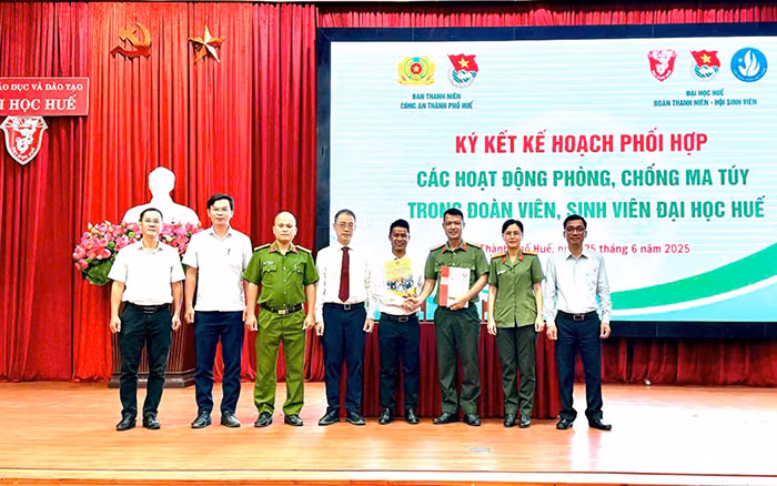 Nhiều cách làm hay ngăn chặn ma túy xâm nhập học đường tại Huế -0