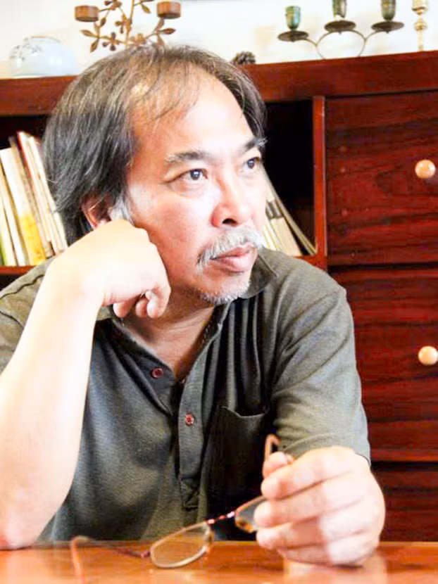 Thơ Nguyễn Quang Thiều - “Dưới bóng ô liu” - nỗi đau trở thành lời cầu nguyện -0