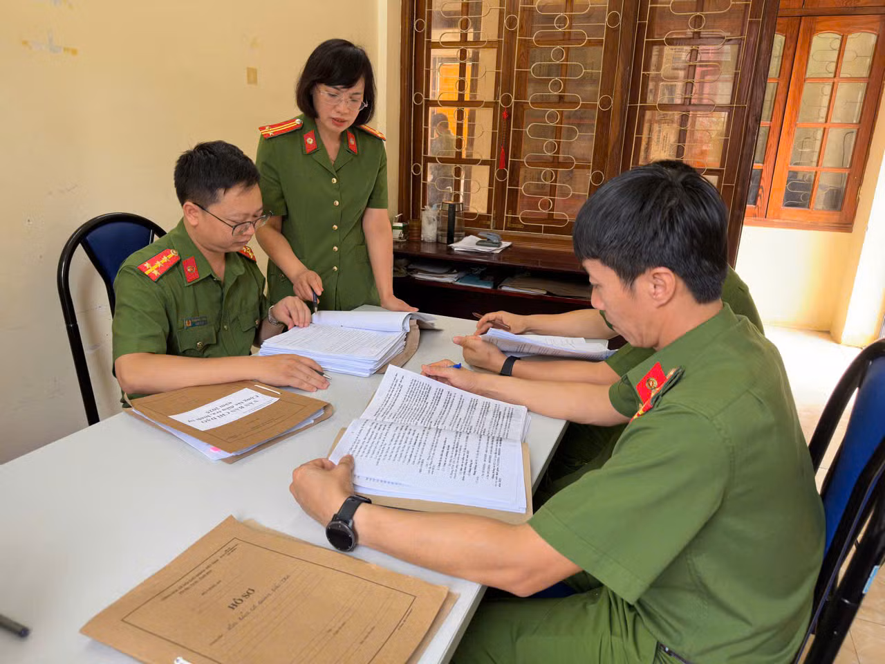 Lực lượng Công an thể hiện rõ vai trò nòng cốt trong đảm bảo ANTT và phục vụ nhân dân -0