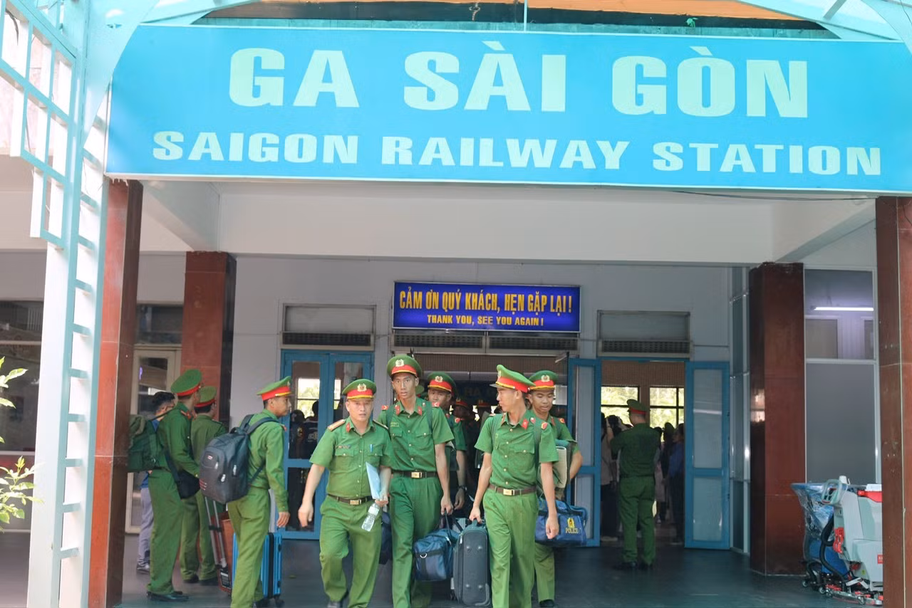 CSCĐ Đông Nam TP Hồ Chí Minh hành quân ra Thủ đô phục vụ Lễ kỷ niệm 80 năm Quốc khánh -8