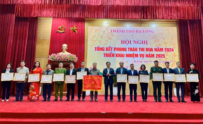 Dấu ấn nhiệm kỳ 2020-2025: Nhiệt điện Quảng Ninh vững vàng trên hành trình phát triển -0