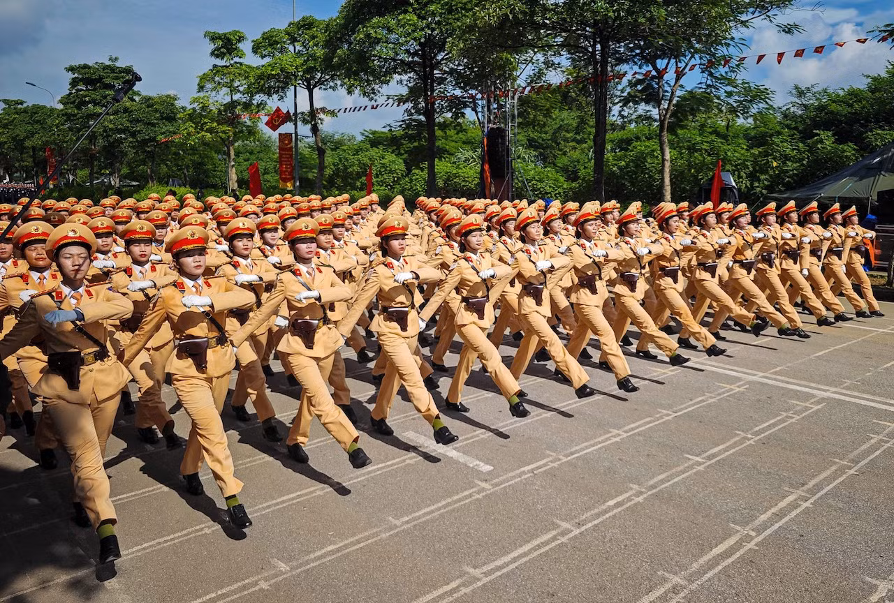 Hơn 3.000 học viên CAND hợp luyện khối đi diễu binh, diễu hành kỷ niệm 80 năm Quốc khánh -0