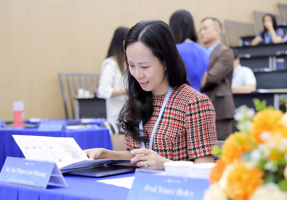 Hơn 100 chuyên gia kinh tế và lãnh đạo doanh nghiệp thảo luận chiến lược tăng trưởng tại Hội nghị Shidler 2025 -2