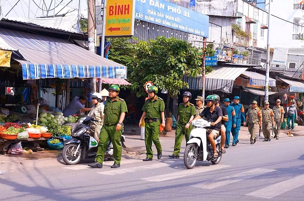 Công an phường tận dụng sức mạnh công nghệ để giữ vững an ninh ngay từ cơ sở -0