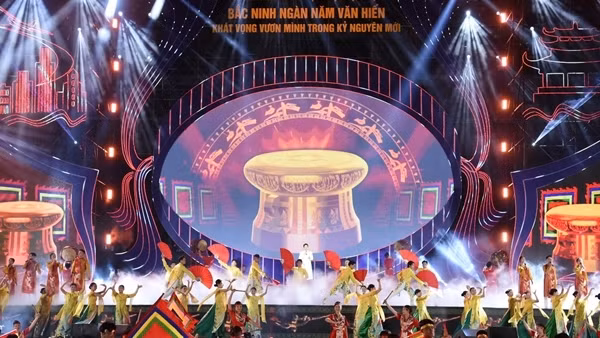Hoành tráng chương trình nghệ thuật "Bắc Ninh ngàn năm văn hiến - Khát vọng vươn mình trong kỷ nguyên mới"