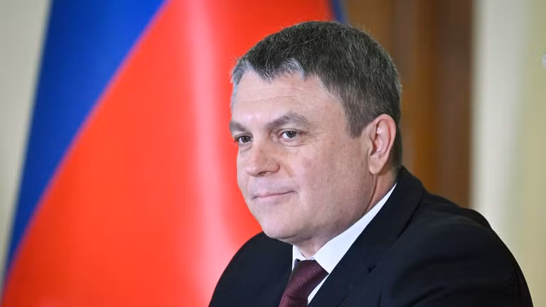 Nga tuyên bố kiểm soát hoàn toàn Lugansk, Tổng thống Putin ra yêu cầu nóng -0