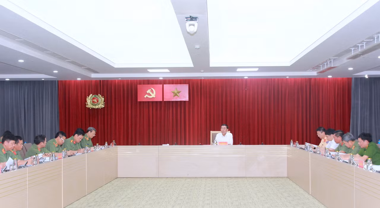 Bảo đảm tổ chức tốt Hội nghị Sơ kết công tác Công an 6 tháng đầu năm 2025 -0
