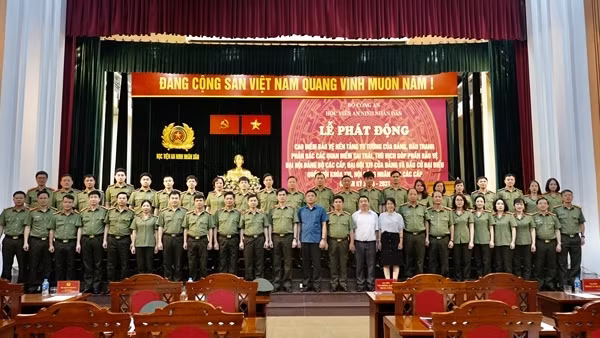 Học viện ANND tổ chức Lễ phát động Cao điểm bảo vệ nền tảng tư tưởng của Đảng