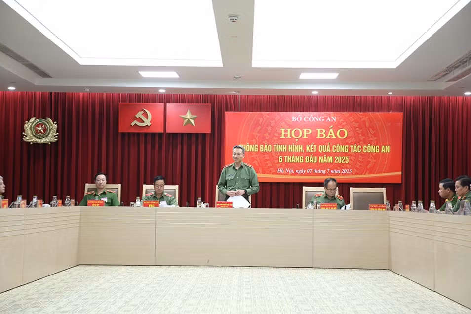 Bộ Công an triển khai 5 nhóm nhiệm vụ trọng tâm trong 6 tháng cuối năm 2025 -0