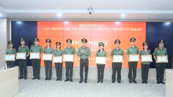 Khắc phục những bất cập của hệ thống pháp luật khi triển khai chính quyền và Công an 2 cấp