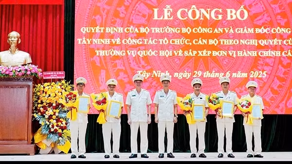 Tây Ninh thực hiện tốt chủ trương sắp xếp, tinh gọn bộ máy, hoạt động hiệu lực, hiệu quả