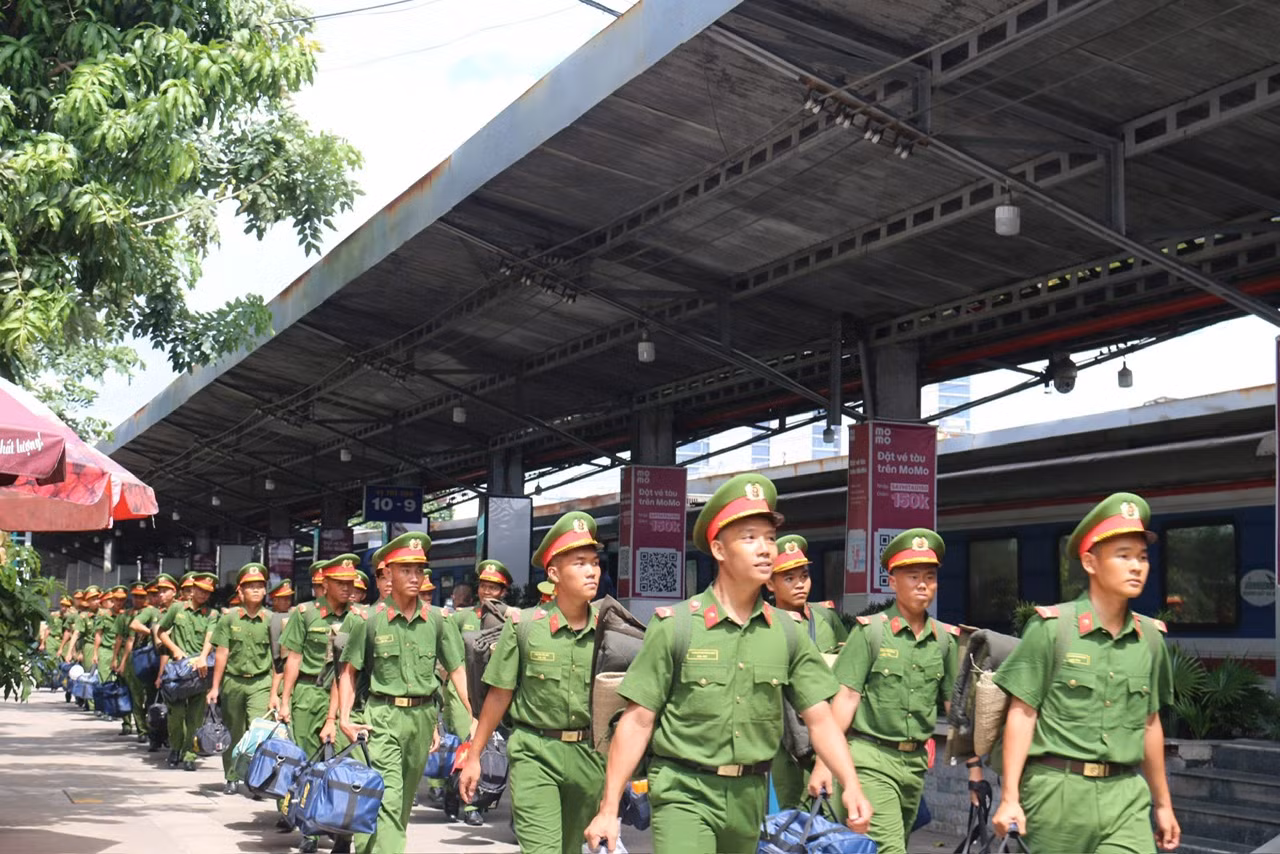 CSCĐ Đông Nam TP Hồ Chí Minh hành quân ra Thủ đô phục vụ Lễ kỷ niệm 80 năm Quốc khánh -5