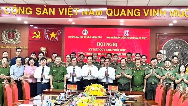 Phối hợp tuyên truyền bảo vệ an ninh quốc gia, bảo đảm trật tự, an toàn xã hội