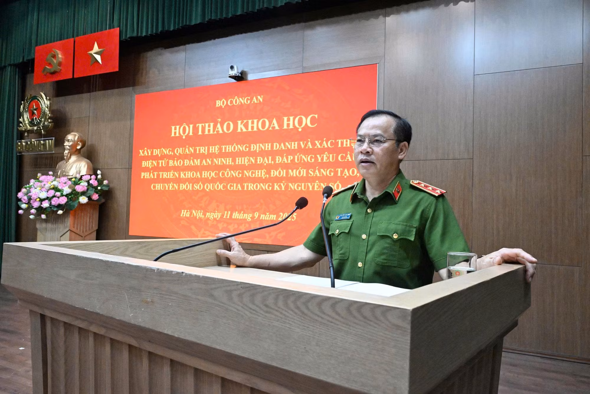 Xây dựng, quản trị hệ thống định danh và xác thực điện tử (VNeID) bảo đảm an ninh, hiện đại trong kỷ nguyên số -0