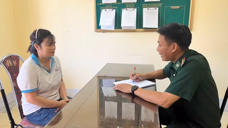 Triệt phá đường dây tổ chức cho người nước ngoài nhập cảnh trái phép vào Việt Nam để đưa sang Campuchia -1