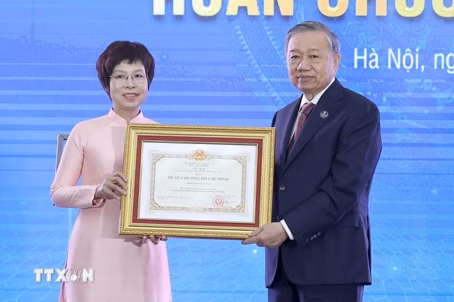 Tổng Bí thư: TTXVN tiếp tục khẳng định vai trò là cơ quan thông tin chiến lược, tin cậy của Đảng và Nhà nước -0