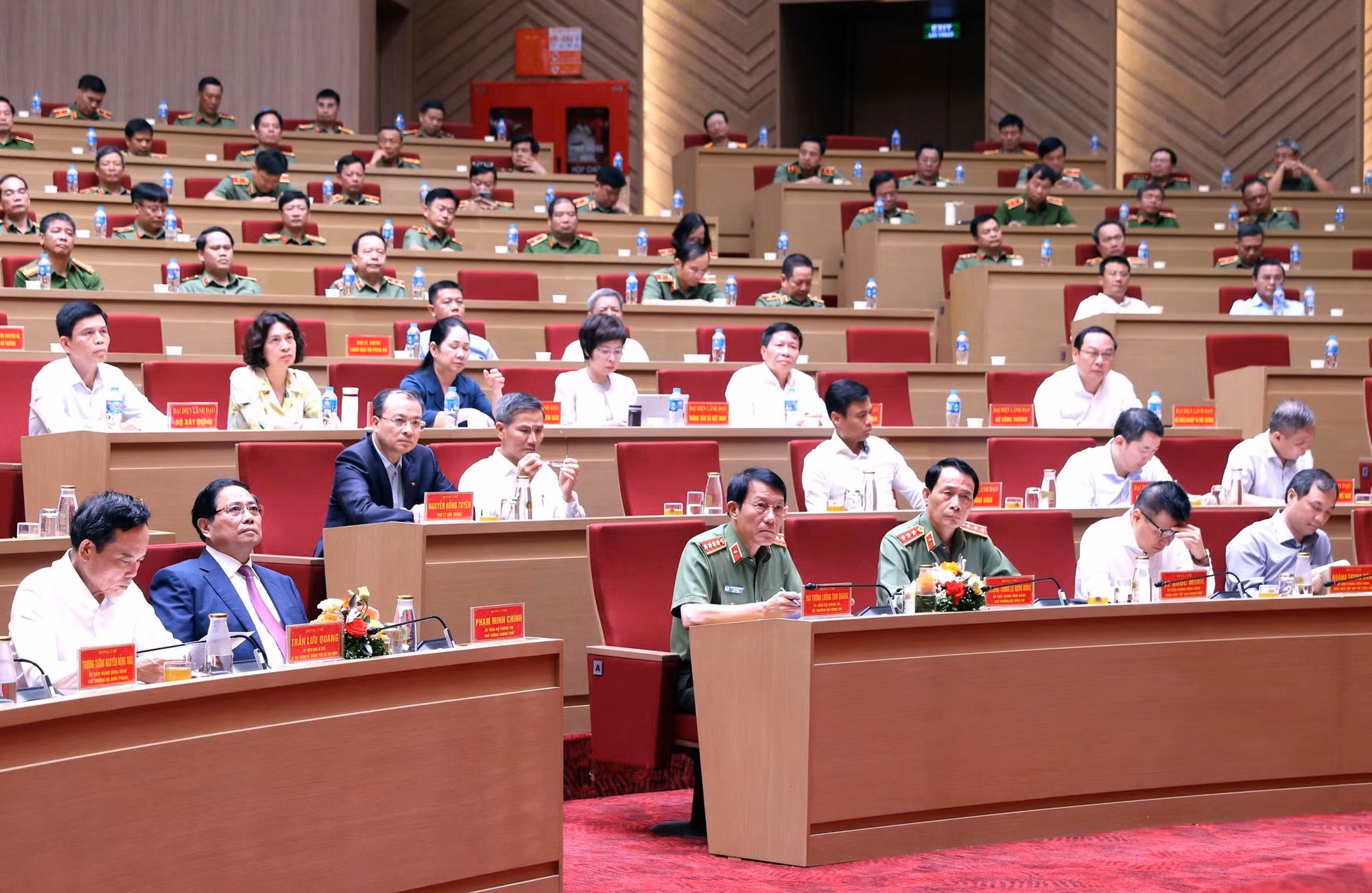 Phòng ngừa chủ động, bền vững; ứng phó kịp thời và hiệu quả các đe doạ an ninh phi truyền thống -1
