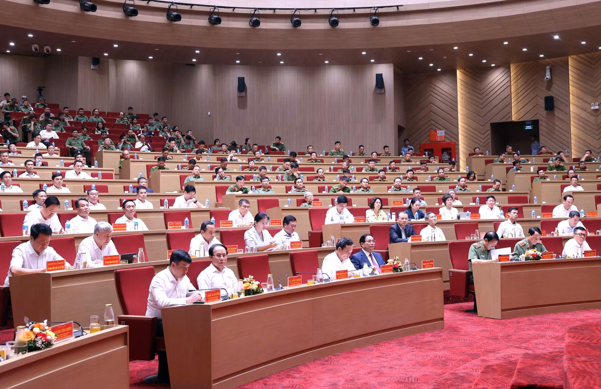 Phòng ngừa chủ động, bền vững; ứng phó kịp thời và hiệu quả các đe doạ an ninh phi truyền thống -2
