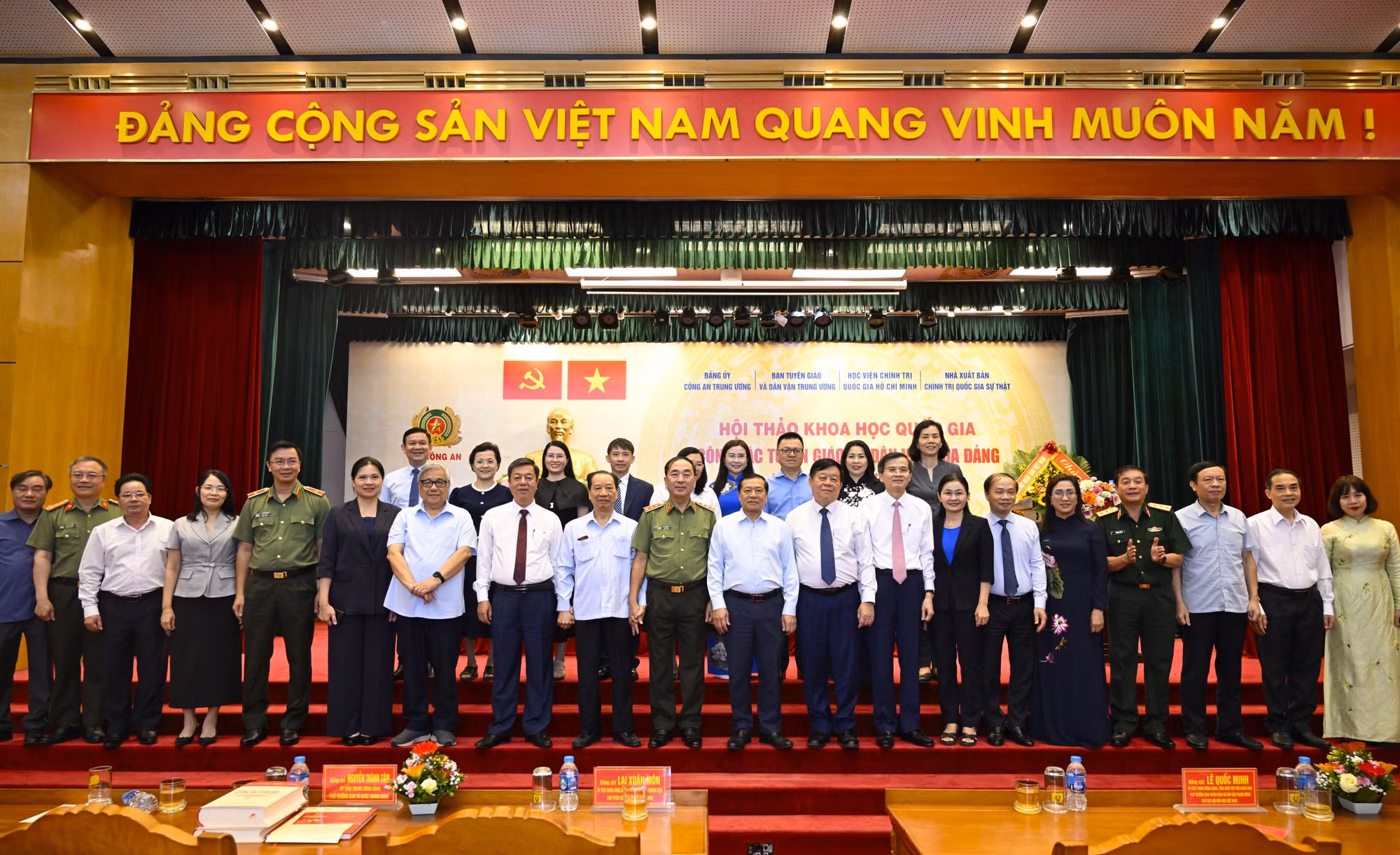 Tập hợp trí tuệ, nâng cao hiệu quả công tác tuyên giáo và dân vận của Đảng trong kỷ nguyên mới -0