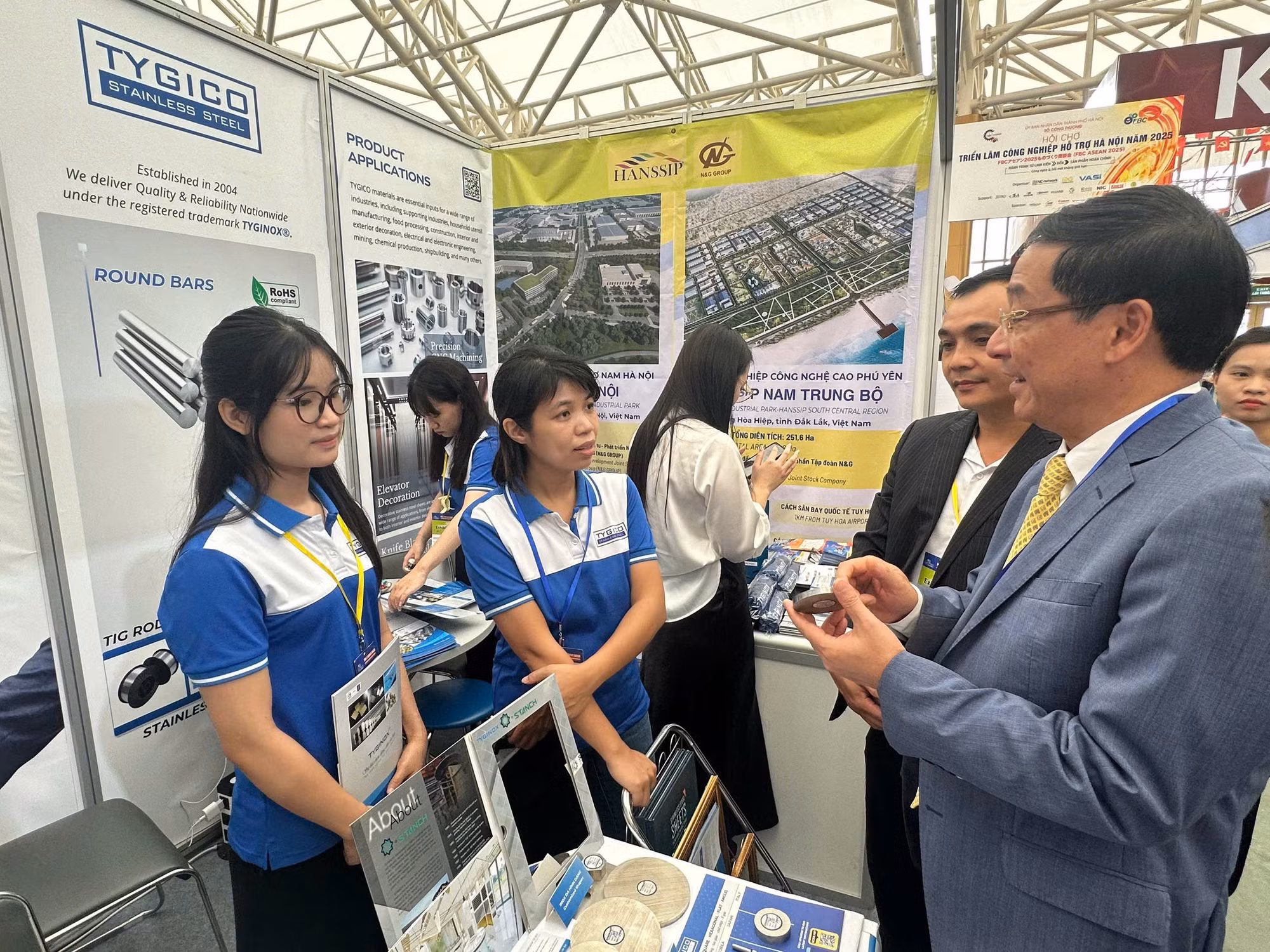 Hơn 500 gian hàng hội tụ tại Hội chợ Công nghiệp hỗ trợ Hà Nội 2025 -0