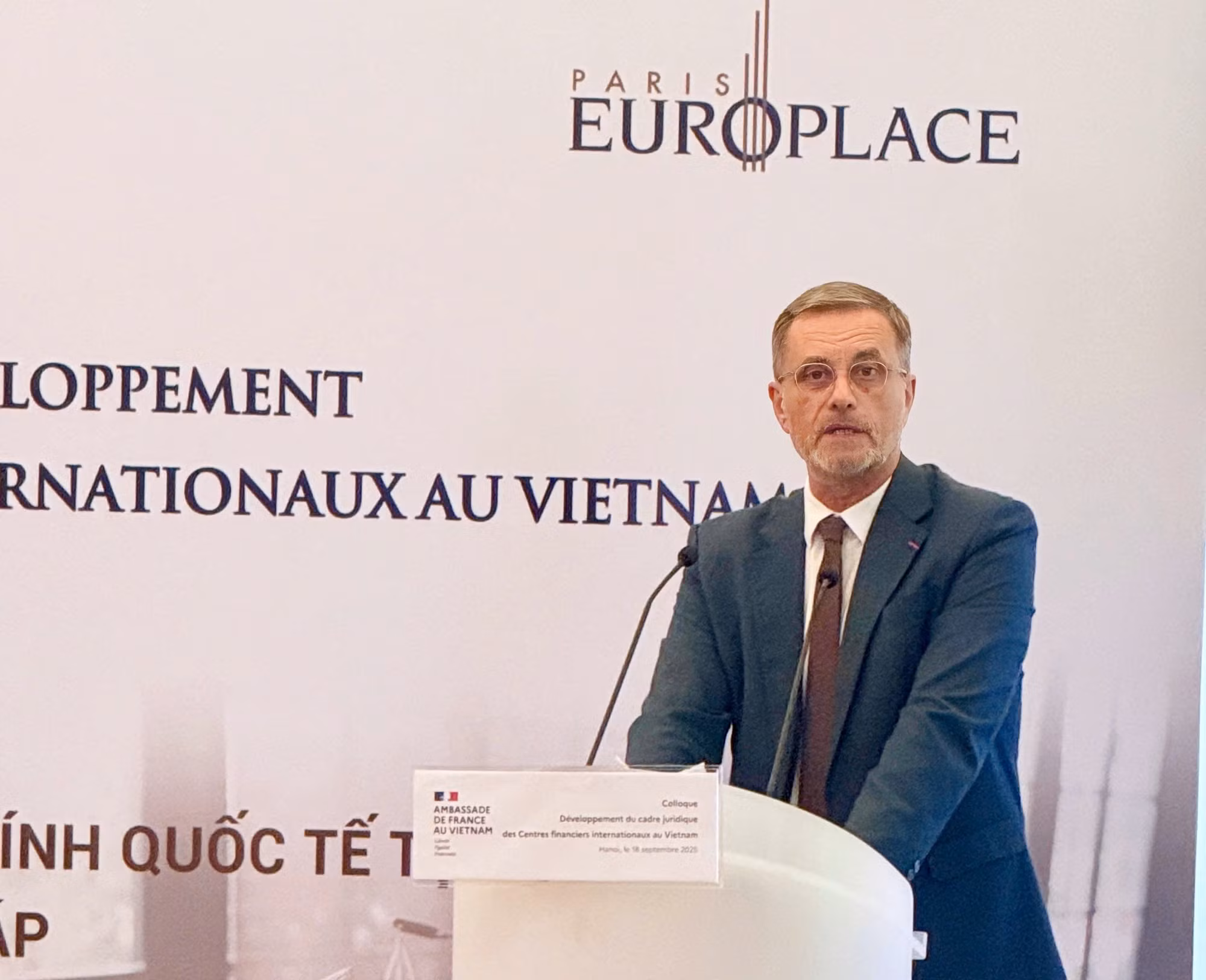 Lãnh đạo Paris Europlace chia sẻ kinh nghiệm xây dựng trung tâm tài chính -1