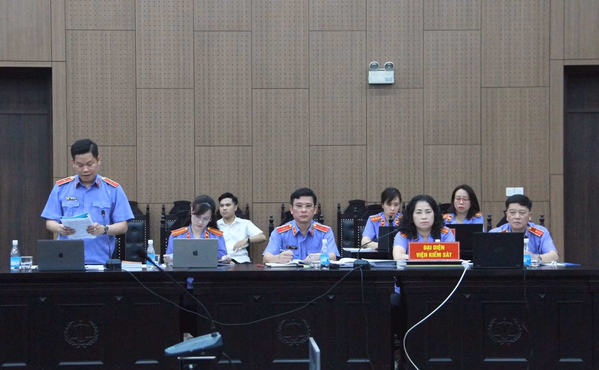 Cựu Phó Chủ nhiệm Văn phòng Quốc hội Phạm Thái Hà bị đề nghị từ 5 đến 6 năm tù -0